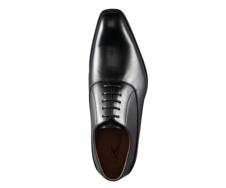 
                      
                        Amali Oso black oxfords top
                      
                    