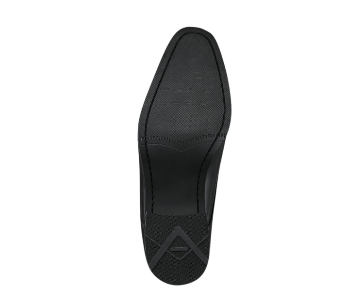 
                      
                        Amali Russo black cap toe shoes sole
                      
                    